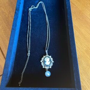 Vintage black cameo with single pearl drop